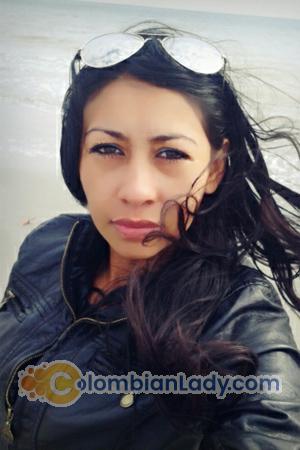 153756 - Beatriz Age: 37 - Spain