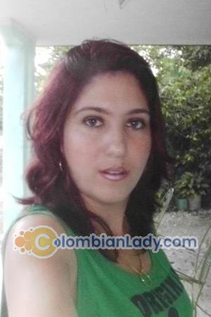 161202 - Aida Age: 32 - Cuba