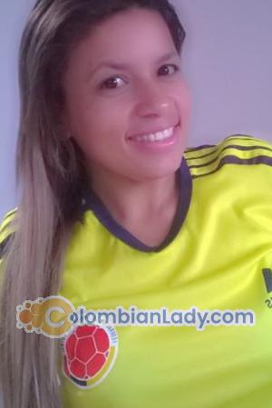 163088 - Dariela Age: 42 - Colombia