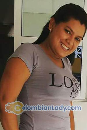171210 - Yulis Age: 38 - Colombia