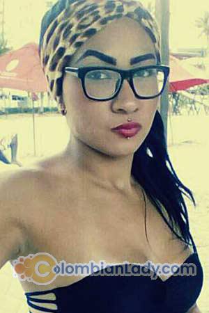175043 - Carolina Age: 32 - Colombia