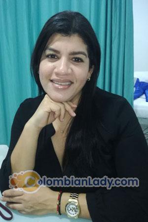 177451 - Yerlindis Age: 41 - Colombia