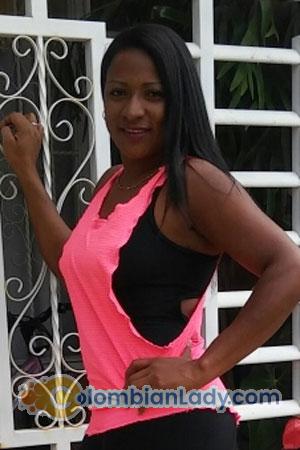 179081 - Yeimi Age: 38 - Colombia