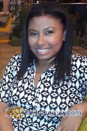 181315 - Zorayda Age: 44 - Colombia