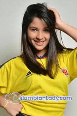 182523 - Fernanda Age: 27 - Venezuela