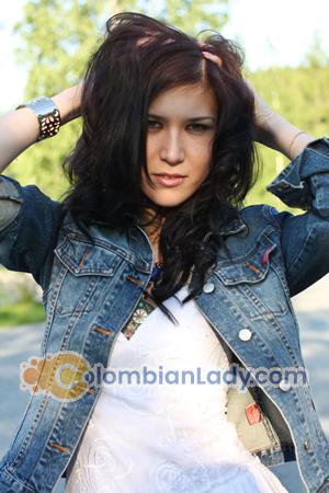 185674 - Gulnaz Age: 36 - Finland