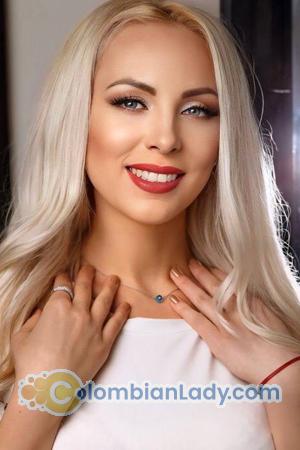 186470 - Elena Age: 42 - Ukraine