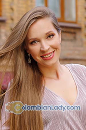 187114 - Ekaterina Age: 36 - Ukraine