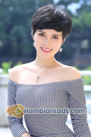 187212 - Huifang (Fang) Age: 33 - China