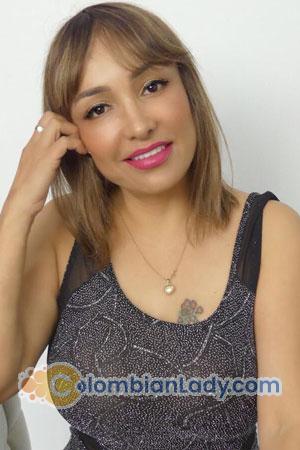 187602 - Rosa Elena Age: 54 - Colombia