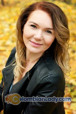 190005 - Oksana Age: 35 - Ukraine