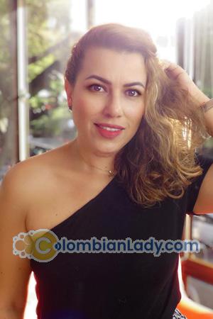 190289 - Angela Age: 48 - Colombia