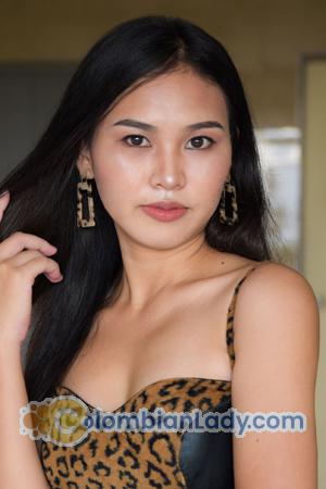 190742 - Candismer Age: 22 - Philippines