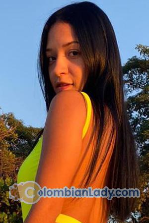 191624 - Jamie Age: 27 - Costa Rica