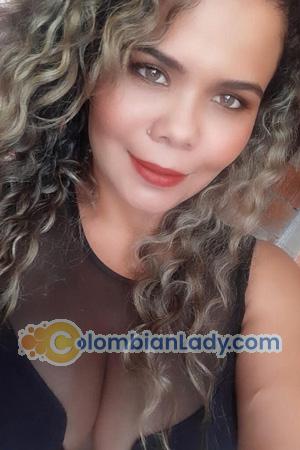 192919 - Fernanda Age: 37 - Colombia