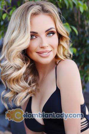 196497 - Kseniya Age: 32 - Ukraine