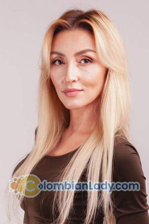 200251 - Svitlana Age: 45 - Ukraine