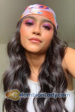 200404 - Evelyn Age: 26 - Colombia