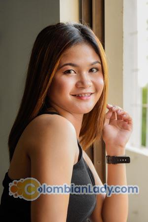 200427 - Regine Marie Age: 24 - Philippines