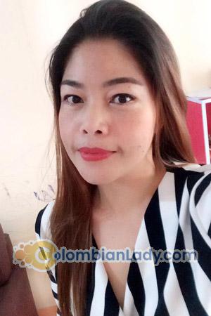 200554 - Sunisa (Meaw) Age: 48 - Thailand