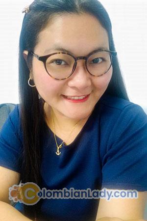 201903 - Arsenia Age: 40 - Philippines