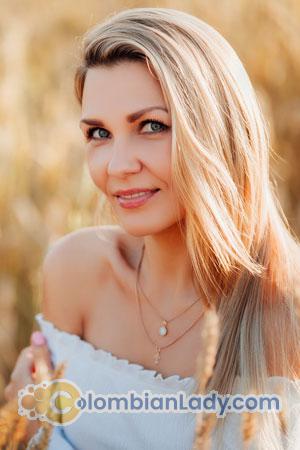 202132 - Svetlana Age: 40 - Russia