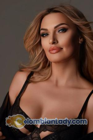 202488 - Ekaterina Age: 38 - Russia