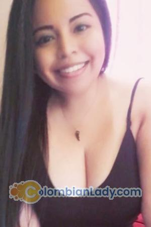 202791 - Estefany Age: 27 - Costa Rica