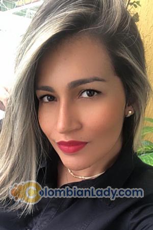 202973 - Elieth Age: 34 - Colombia