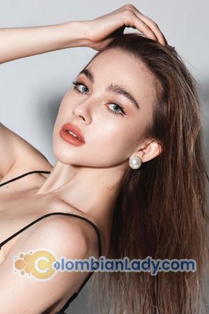 203057 - Polina Age: 19 - Ukraine