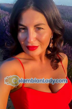 203090 - Nelli Age: 37 - France