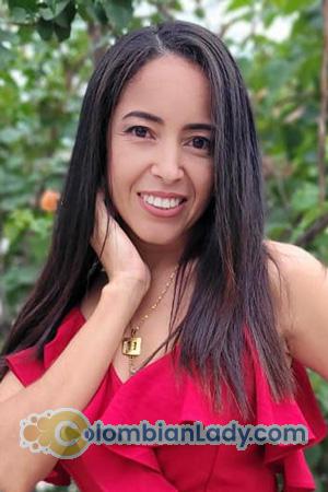 203667 - Carmen Age: 27 - Colombia