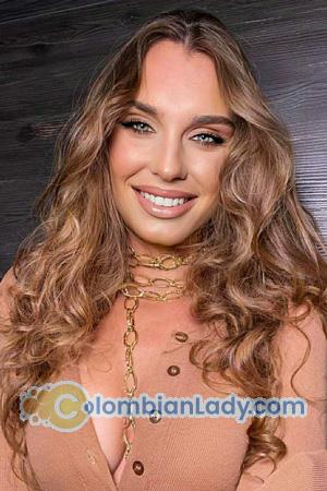 203786 - Ksenia Age: 23 - Ukraine