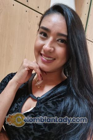 204160 - Jessica Age: 33 - Colombia