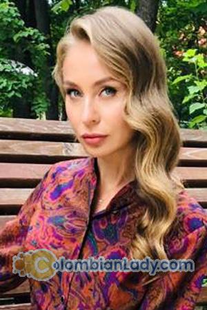 204654 - Ekaterina Age: 32 - Ukraine