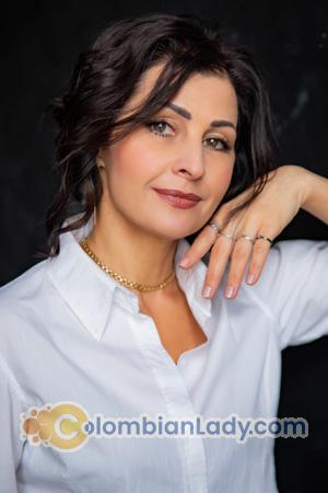 204723 - Vitalina Age: 55 - Ukraine