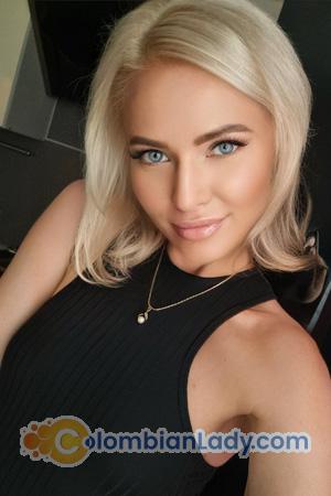 204861 - Elena Age: 34 - Russia