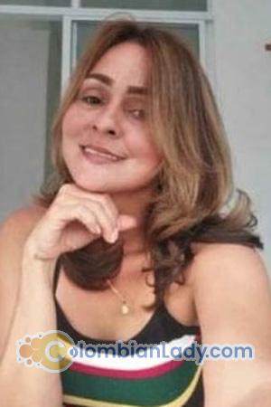 205103 - Sandra Age: 42 - Colombia