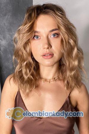 205186 - Ekaterina Age: 30 - Russia