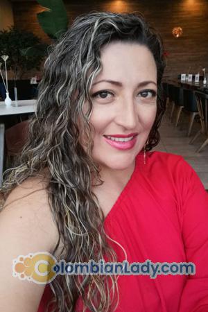 205749 - Yasmin Aleyda Age: 40 - Colombia