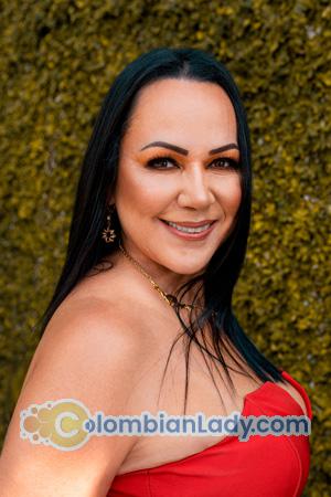 205954 - Luz Age: 53 - Colombia