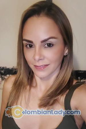 206829 - Diana Age: 42 - USA