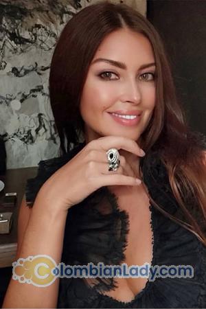 208213 - Oksana Age: 50 - United Arab Emirates