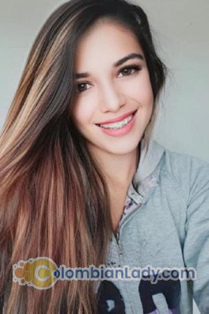 208418 - Valery Age: 22 - Venezuela