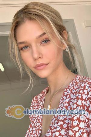 209723 - Sofia Age: 22 - Spain