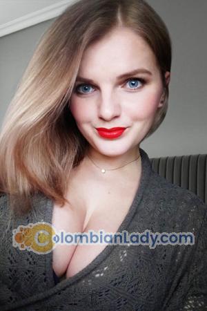 210093 - Alona Age: 30 - Ukraine