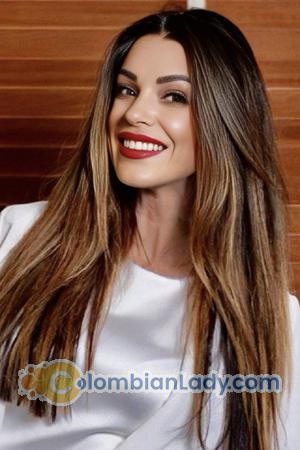 210272 - Alisa Age: 36 - Austria