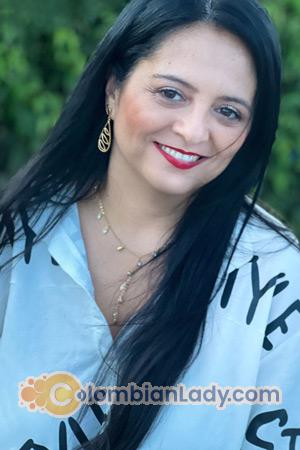 210699 - Viviana Age: 44 - Colombia