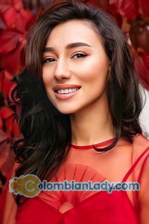 211130 - Miroslava Age: 36 - Ukraine