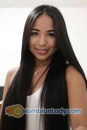 211709 - Maria Fernanda Age: 27 - Colombia